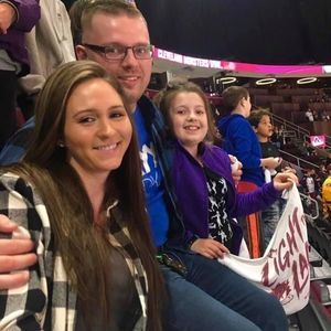 Meet your Posher, Stephanie